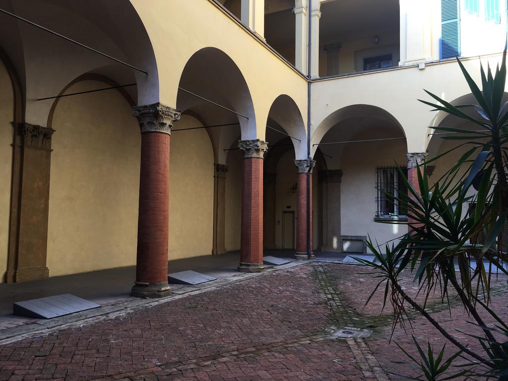 Antica Casa Zucchini B&B Bologne Extérieur photo
