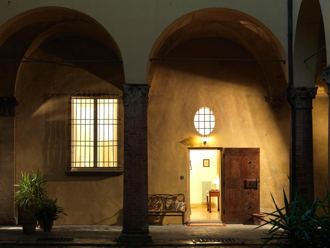 Antica Casa Zucchini B&B Bologne Extérieur photo